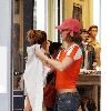 Бритни ходит по магазинам в Soho ( Manhattan